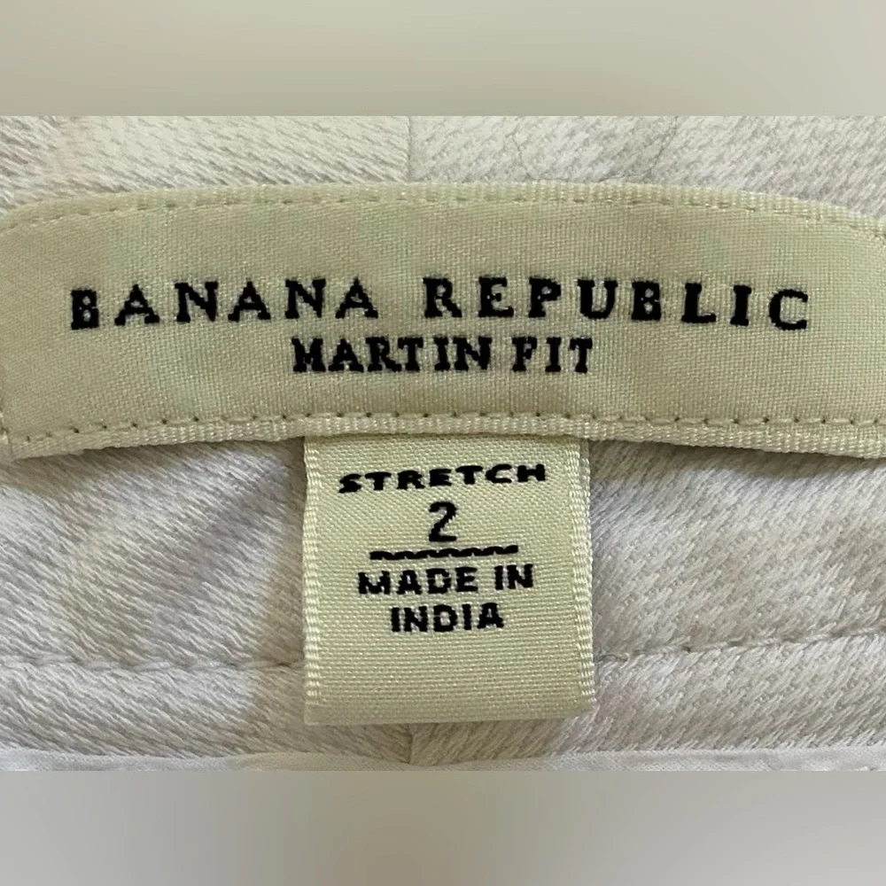Banana Republic Women’s Sz 2 Martin Fit White  Cotton Blend Twill Stretch Shorts